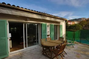 Maison renovee avec jardin & piscine - Image 2