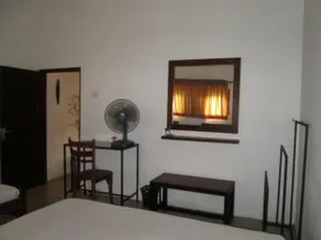 Deer Park Inn - Image 3
