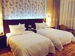 Yizhu Jiayuan Hotel - Image 3