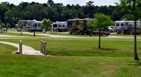 Red Shoes RV Park and Chalets - Image 3