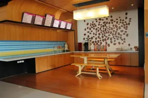 OYO Premium Airport Singanallur - Image 3