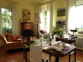 Romantikzimmer im Antiquariat - Image 2