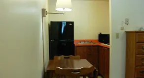 The Locust Grove Motel Efficiencies - Image 3