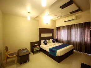 OYO Rooms RC Dutt Road - Image 3
