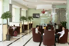 Clear Water Blue Sky Hotel - Image 4