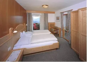 Garni-Hotel Tritscherhof - Image 2