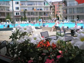Sun Village Apartcomplex - Image 2