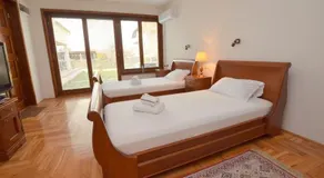 Mladenovic Apartments - Image 3