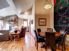 Mount Victoria Lodge by Bighorn Rentals - Image 3