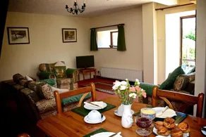 Week Farm - Image 2