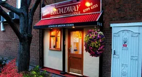 Broadway Lodge - Image 2