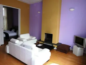 Hotel Room11 - Image 5