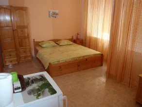Guest House Cherno More - Image 2