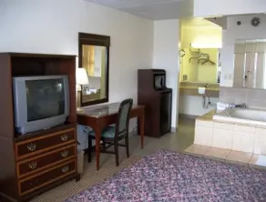 Budget Inn New Castle - Image 3