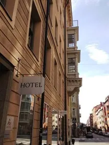 Abe Hotel - Image 1
