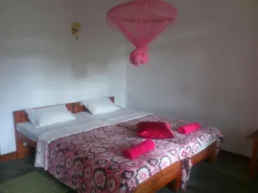 Aurora Holiday Bungalow - Image 4