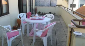 Avenida 8 apartment - Image 2
