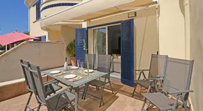 Angela House - Image 3
