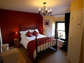 Sedgehill House - Guest house - Image 3