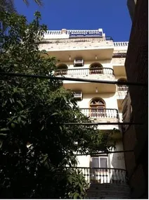 Ramsess Hostel - Image 1