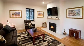 Brockenchack Vineyard Bed & Breakfast - Image 2