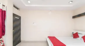 Hotel Rameshwaram - Image 2