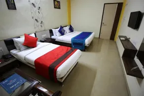 OYO Rooms Near ONGC Chandkheda - Image 4