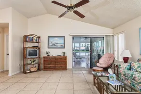 Sea Place Beach House - Image 3