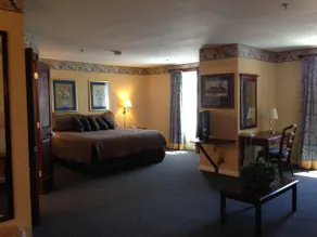 Hotel 27 - Image 3