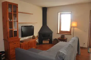 Apartaments Turístics Puigcerdà - Age - Image 4