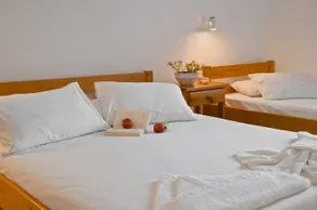 Eleni's Budget Accommodation - Image 4