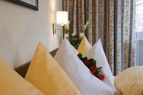 Moser's Hotel - Image 3