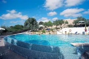 Hotel Dolce Vita Punta Prima - Image 2
