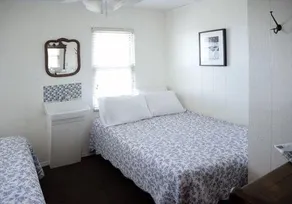 Houser's Hotel - Image 2