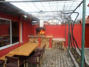 Tainov House - Image 3