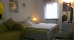 Germania Stadthotel - Image 4