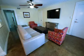 Plaza 2700 Luxury Beach Suites - Image 3