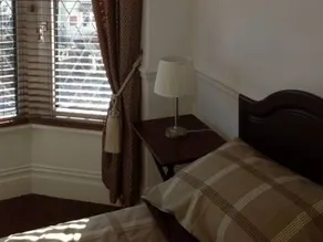Aavon Court Guest House - Image 2