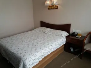 Geneva Zhongshan Hotel - Image 5