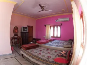 Aroma Hotel - Image 5