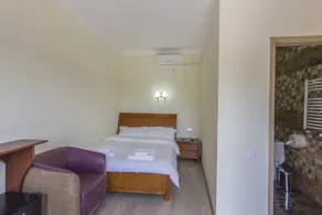 Hotel Griff Inn - Image 4
