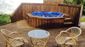 Rooms & Breakfast Guesthouse - Image 2