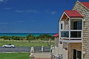 THE Lighthouse Keepers Inn - Image 2