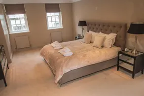 City Pads Mayfair - Image 4