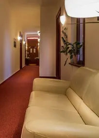 Synagogue View Guest House - Image 2