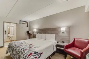 Red Roof Inn Columbia East - Ft Jackson - Image 3