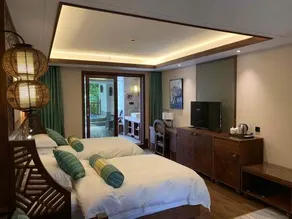 Kangle Hot Spring Hotel - Image 2