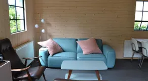 Mooi nieuw houten huisje - Image 2