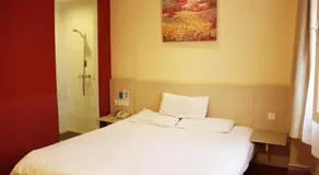 Huashu Yi Hotel (Shanghai Fengxian Sports Center) - Image 2