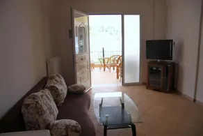 Santafemia Studios & Apartments - Image 2